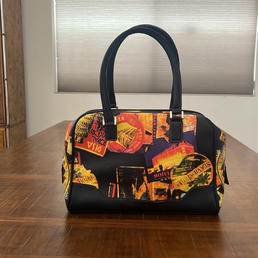 SYDNEY LOVE HANDBAG - VINTAGE. COLORFUL, UNIQUE.